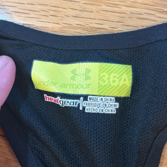 Under Armor Black with Green Zip Up Sports Bra Size 36A - Picture 3 of 6